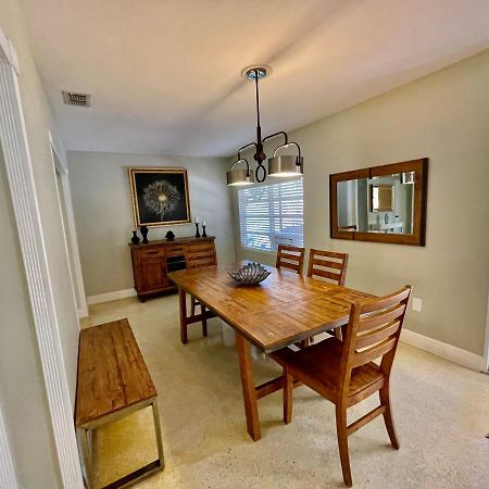 فيلا Rowena House 2Bd Den 2Bth Heated Pool Near Siesta Key ساراسوتا المظهر الخارجي الصورة