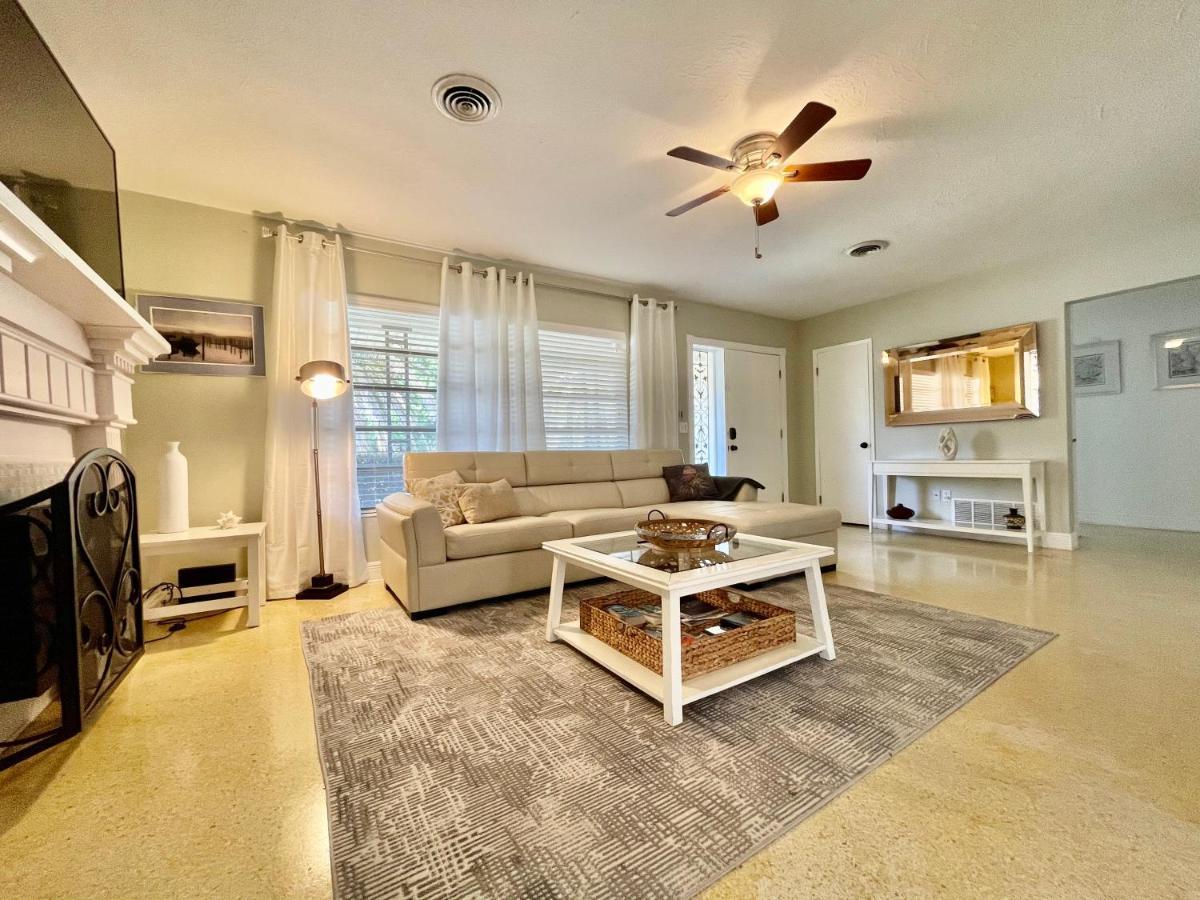 فيلا Rowena House 2Bd Den 2Bth Heated Pool Near Siesta Key ساراسوتا المظهر الخارجي الصورة