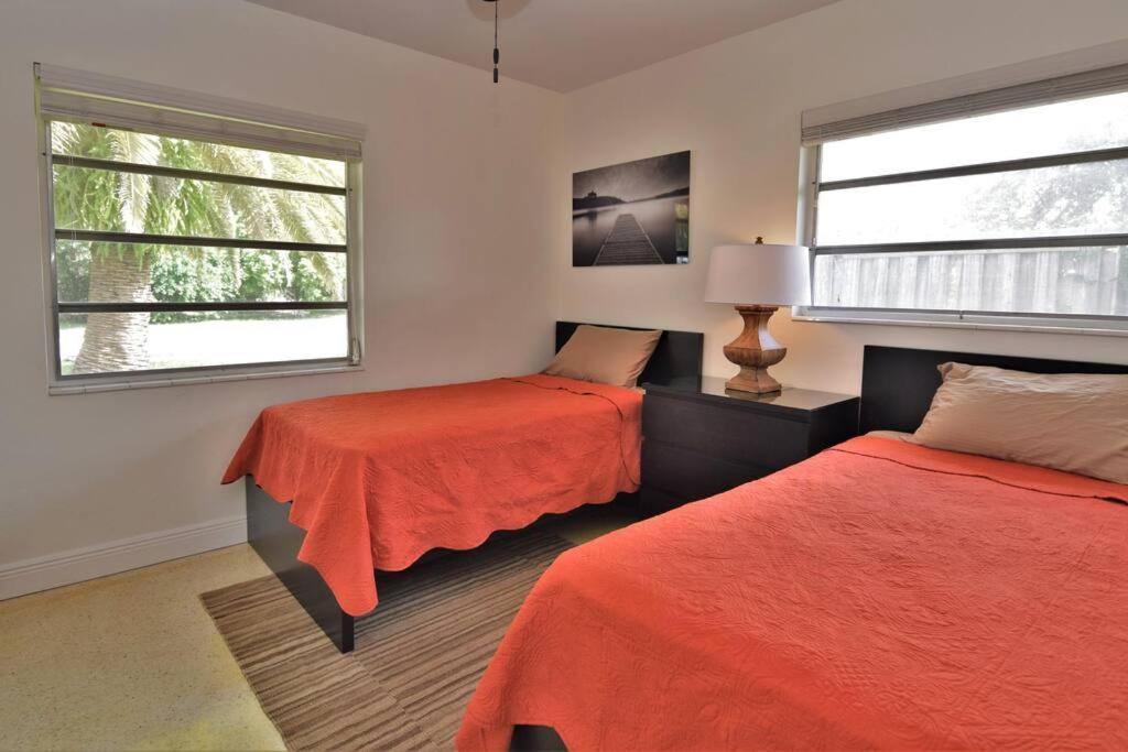فيلا Rowena House 2Bd Den 2Bth Heated Pool Near Siesta Key ساراسوتا المظهر الخارجي الصورة